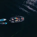 Floating Hotel na wodzie 4*