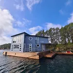 Floating 4* Bergen