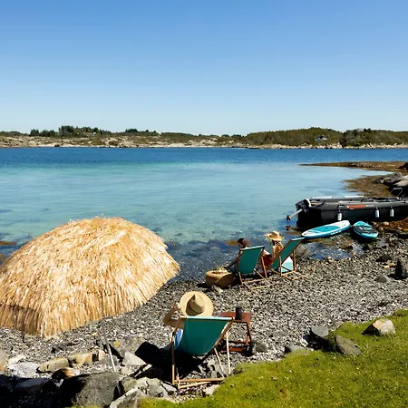 Floating Úszó hotel